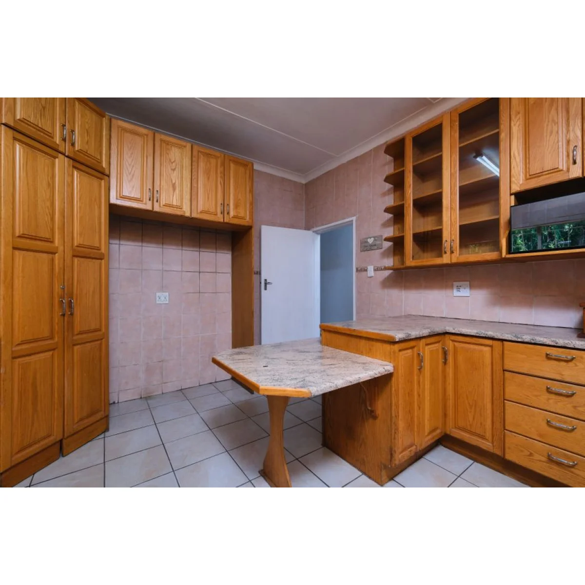 Custom Built-in Bedroom Cupboards